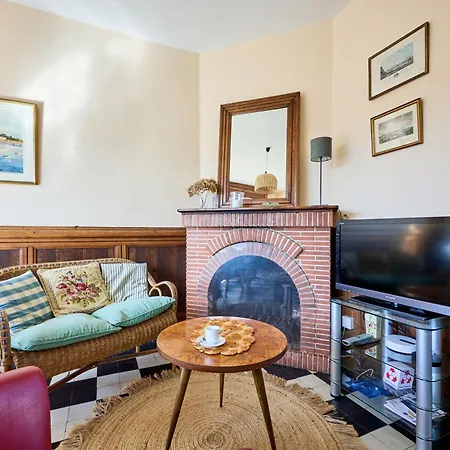 Les Mouettes - A 50 M De La