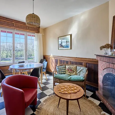 Les Mouettes - A 50 M De La